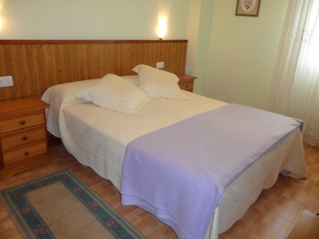 尼格兰 Hostal Alce酒店 外观 照片