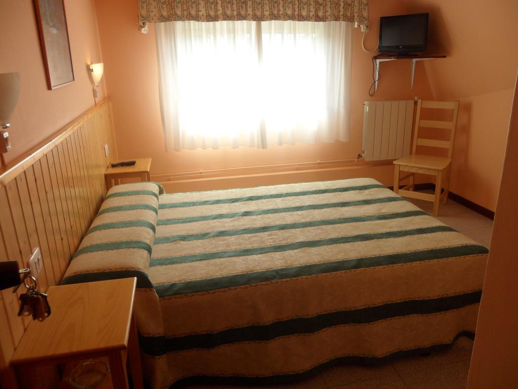 尼格兰 Hostal Alce酒店 外观 照片